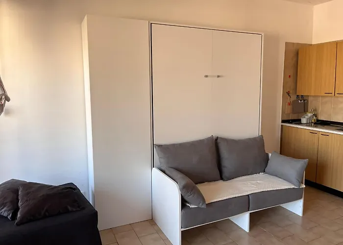 Apartment Baiasole *